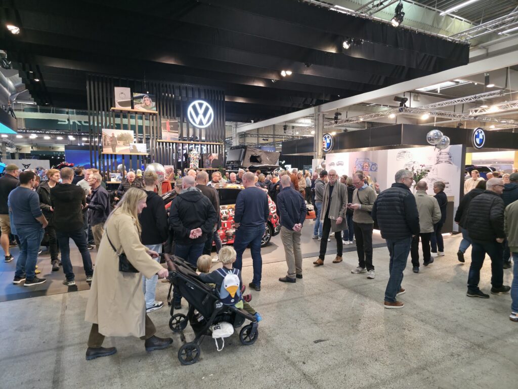 Kurateret Kaos: Elbilens fremmarch, design-deja-vu og en bamse i midten