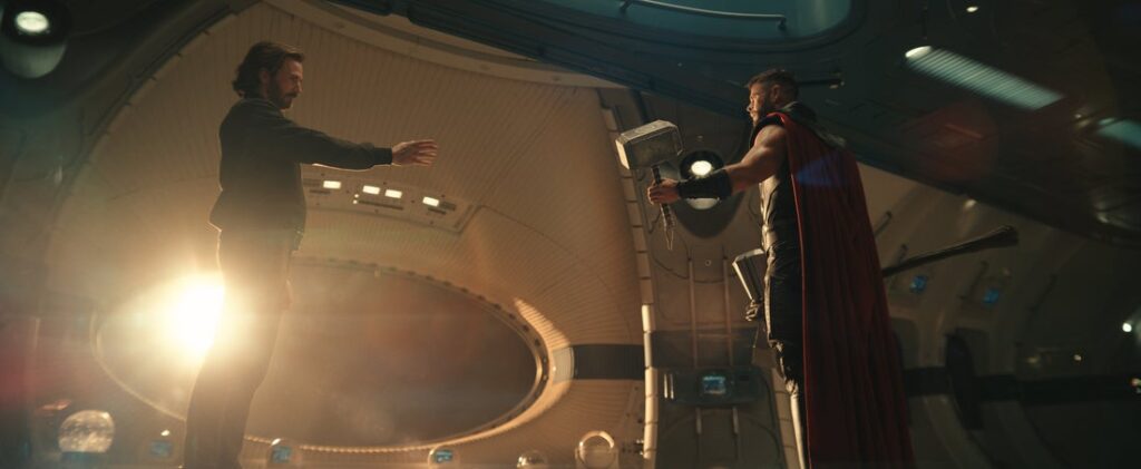 Den nye Avengers-trailer sælger én ting først: Biografen skal føles stor igen
