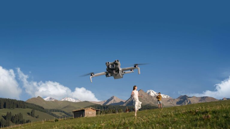 DJI Mini 5 Pro i luften