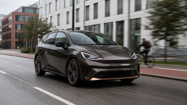 CUPRA Raval fordobler egne ordreforventninger - den lille elbil bliver stor forretning