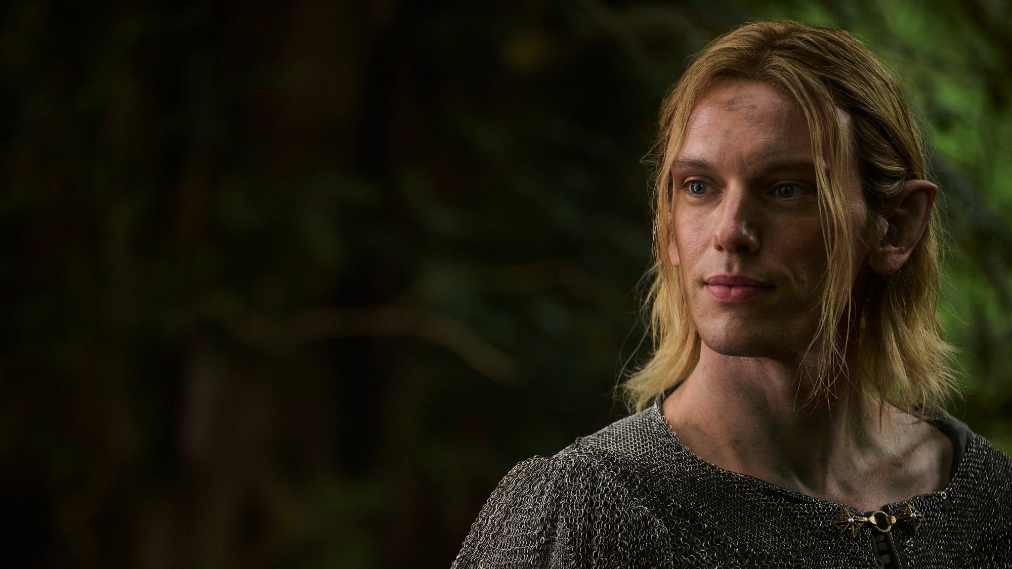 Jamie Campbell Bower som Celeborn i Rings of Power sæson 3