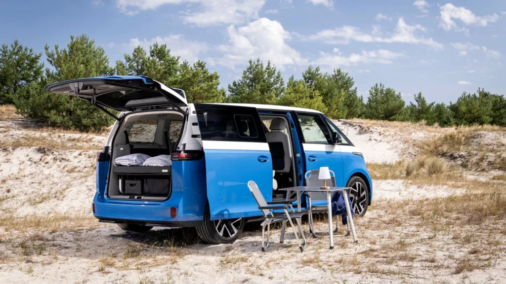 Volkswagen gør ID. Buzz til California, men køkkenet må du stadig pakke selv