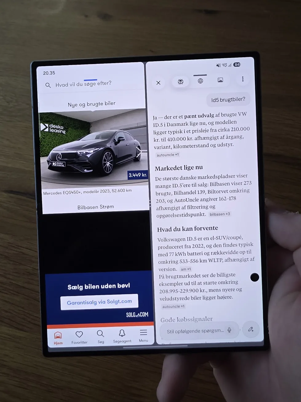 Samsung Galaxy Z Fold8 med en bilannonce og research vist side om side