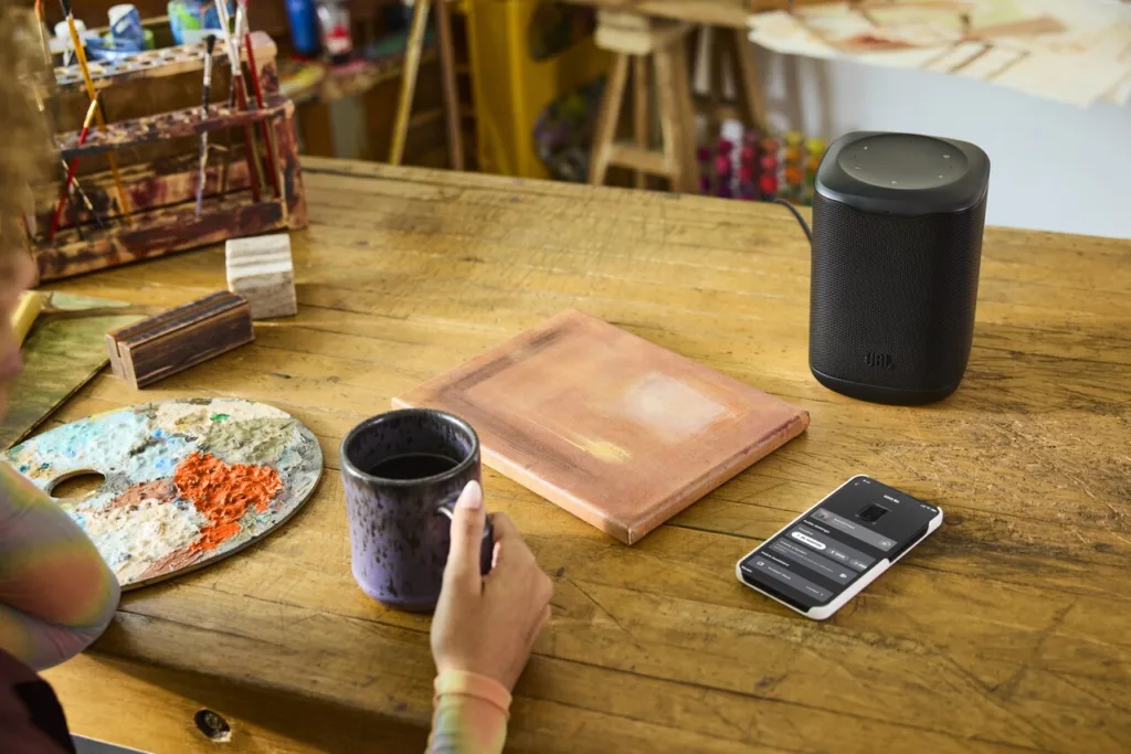JBL Cove skal flytte musikken med dig fra rum til rum
