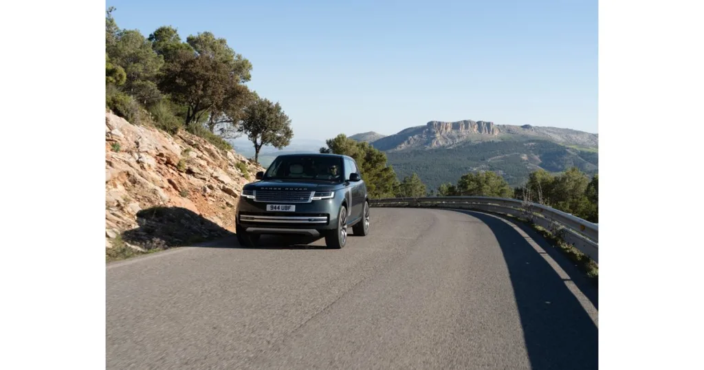 Range Rover bliver elektrisk med 600 km rækkevidde og 350 kW opladning