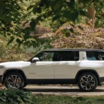 Rivian leverer 19.248 biler i tredje kvartal og fastholder årets mål