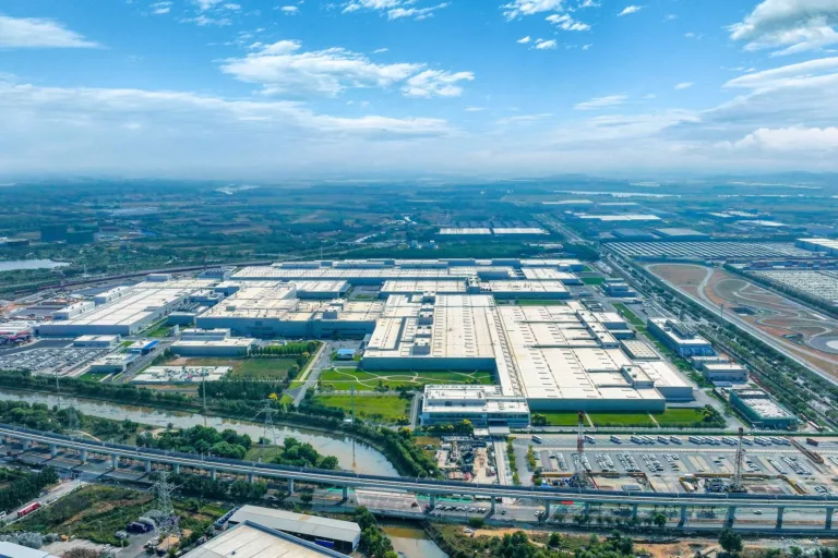 BMWs Gen6-batteriproduktion i Shenyang