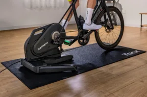 Garmin Tacx Nēra bevæger sig med dig under indendørstræningen