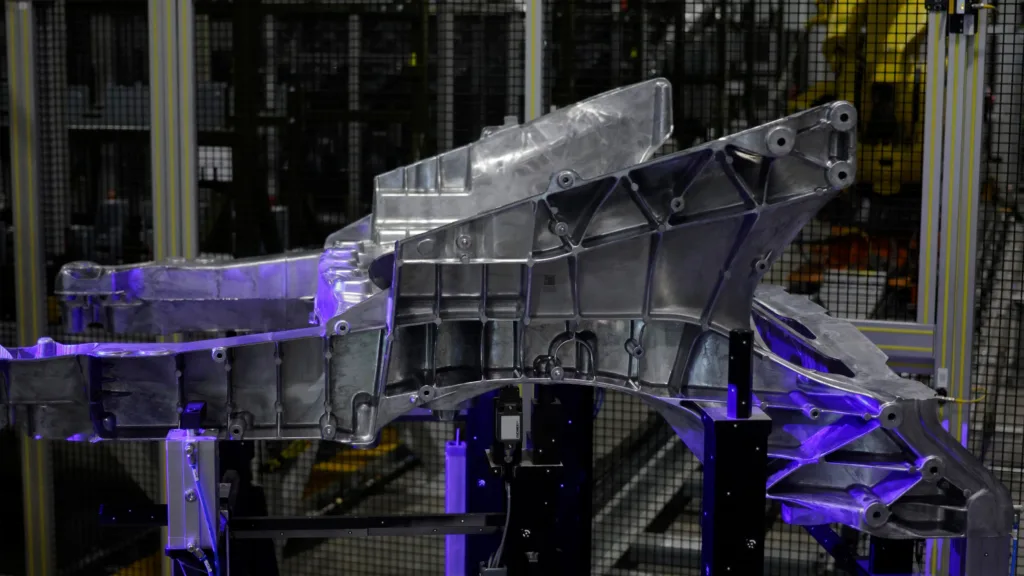 Ford har støbt 5.000 store aluminiumsdele til Fathom
